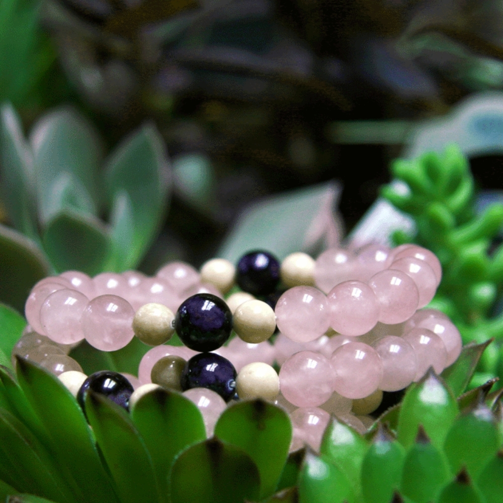 Gemisphere Rose Flame Necklace